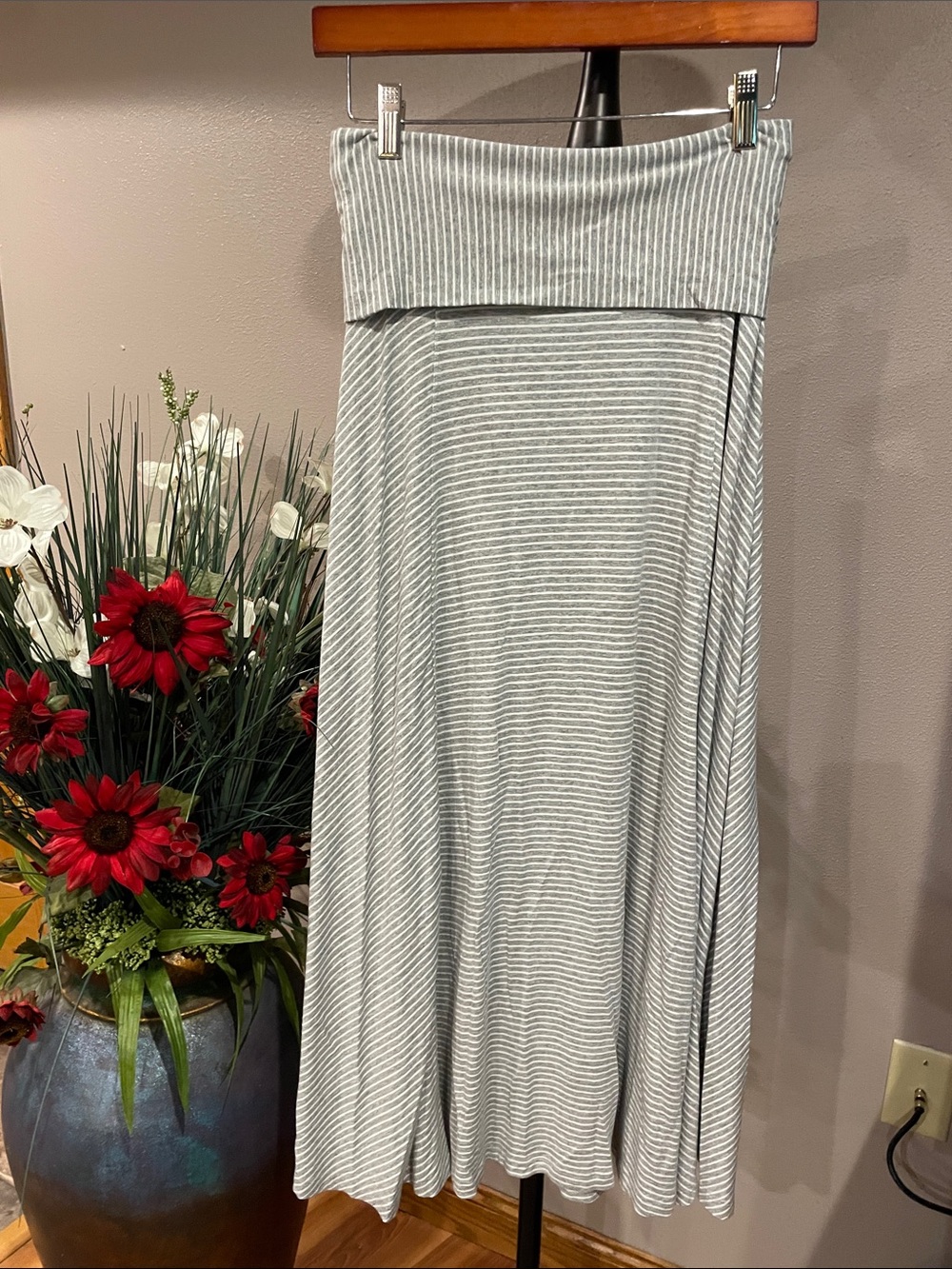GAP Light Gray & White Striped Maxi Skirt